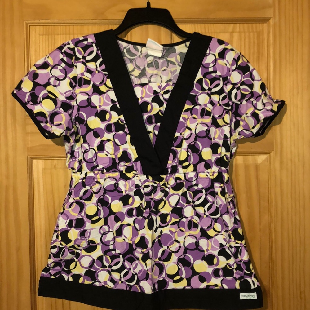 Peaches scrub top